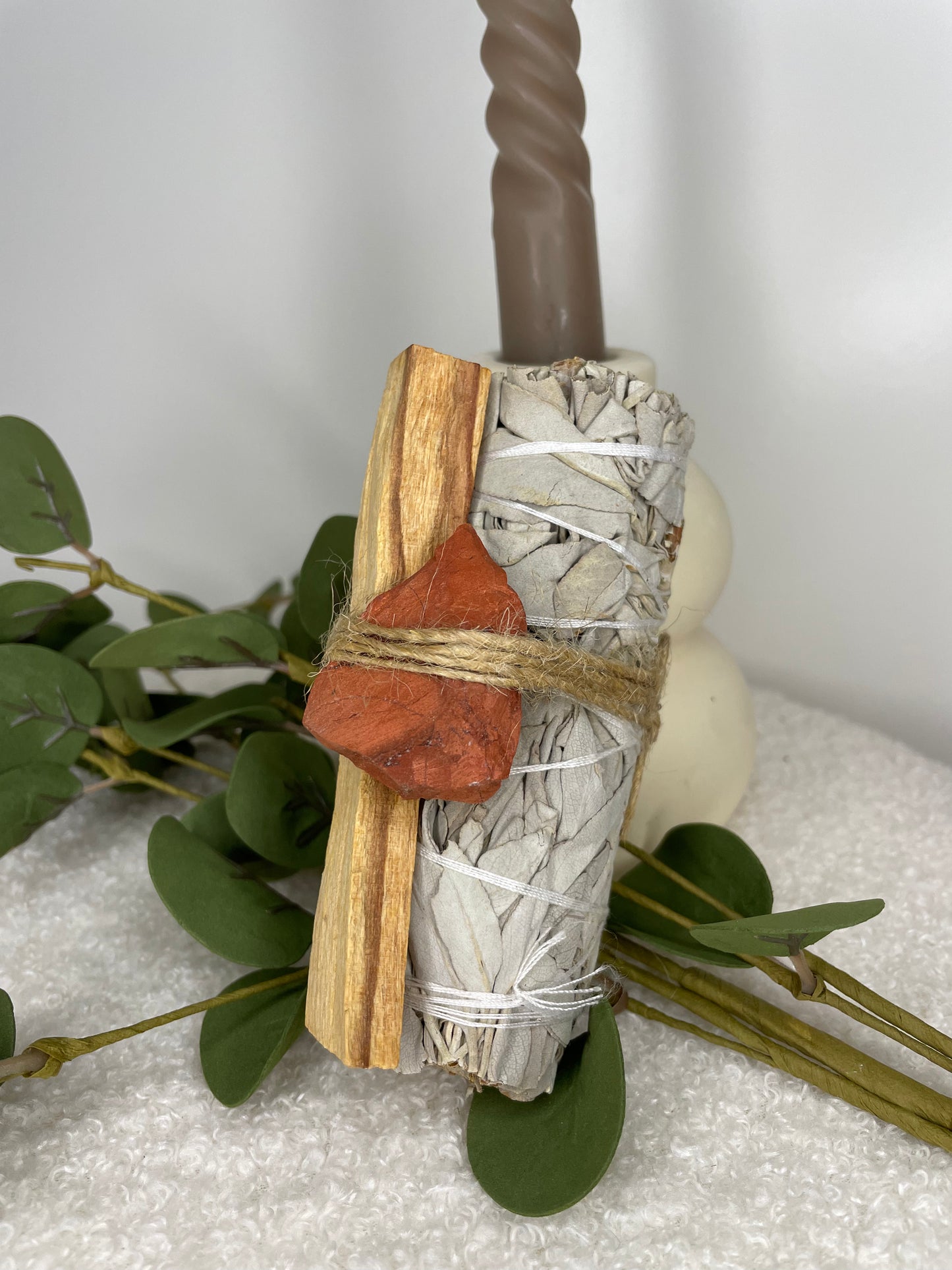 Räucherbündel – Weißer Salbei, Palo Santo & Rohkristall