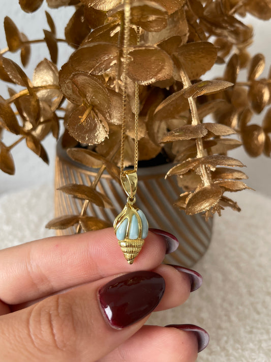 Muschelanhänger Larimar vergoldet